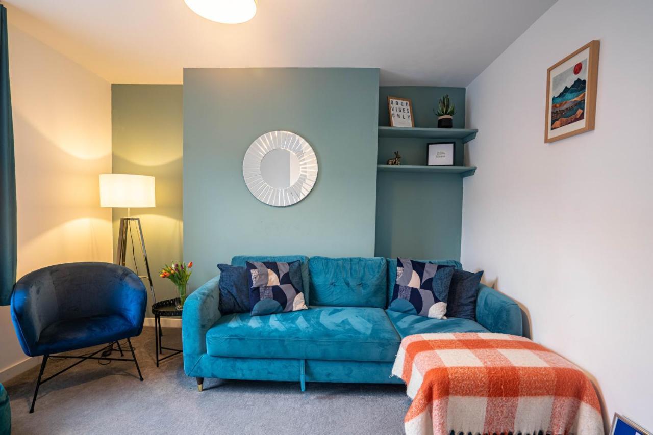 The Becket - Three Bedroom City Centre House With Parking Кентърбъри Екстериор снимка