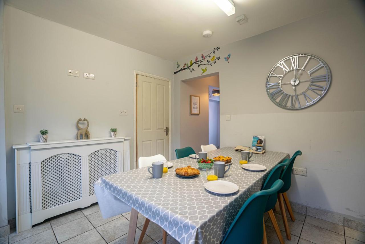 The Becket - Three Bedroom City Centre House With Parking Кентърбъри Екстериор снимка